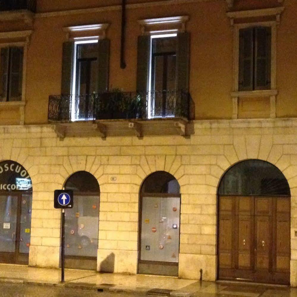 Casa Esvael Hotell Verona Eksteriør bilde